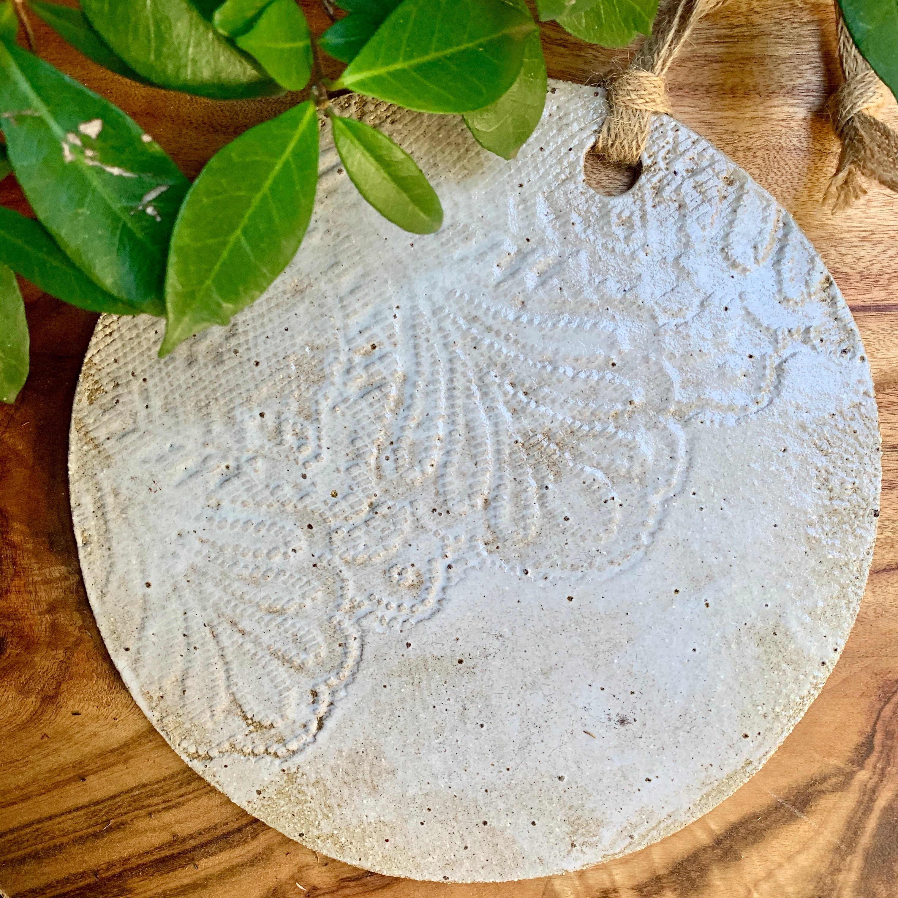 White Round Lace Print Platter